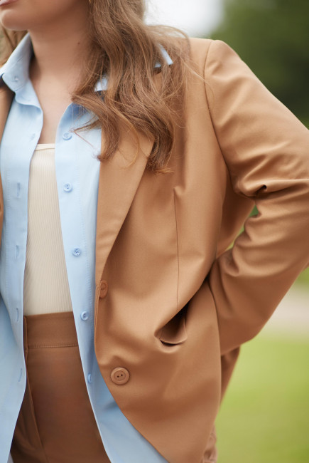 Однобортный пиджак из облегченной костюмной ткани через интернет-магазин мно-стиль