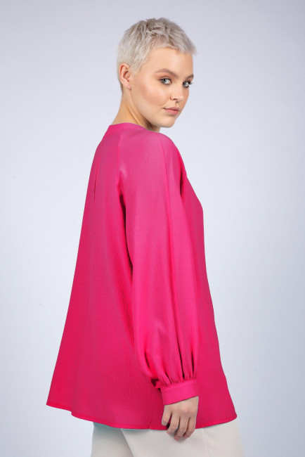Рубашка с вырезом в оттенке фуксия большого размера купить онлайн в интернет-магазине одежды больших размеров для женщин с доставкой 