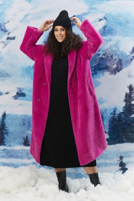 Двубортное пальто из экомеха цвета барбикор
